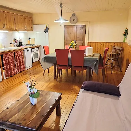 Holiday home L'ane A Plumes